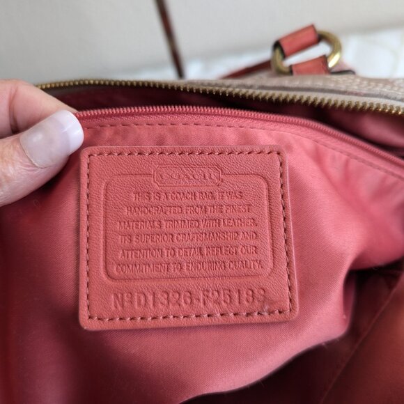 Coach A1420-F25183 Ashley dotted op art satchel beige, pace, gold - Picture 10 of 12